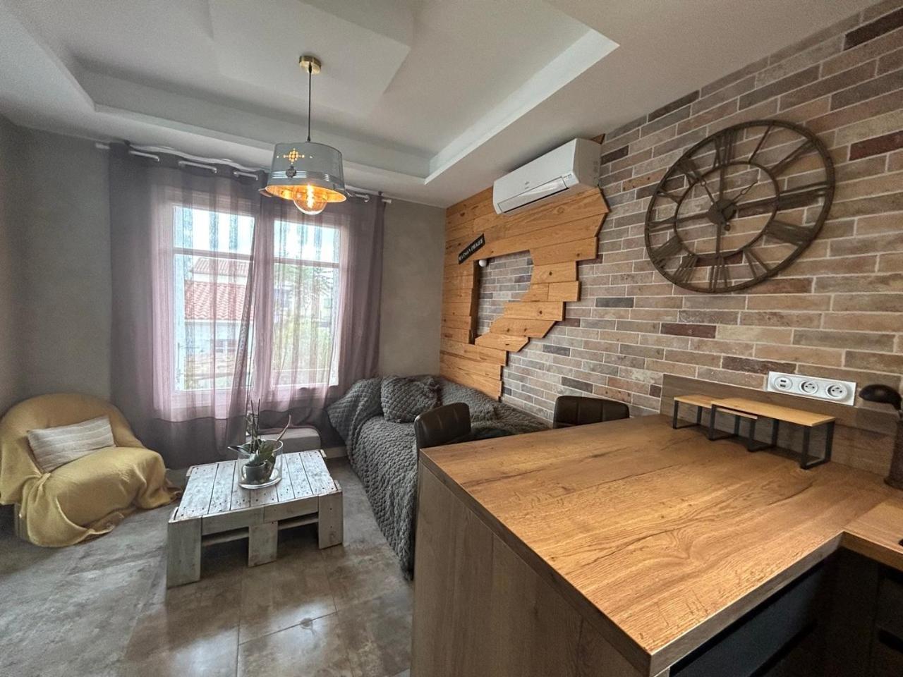 Comme A La Maison Narbona Exterior foto
